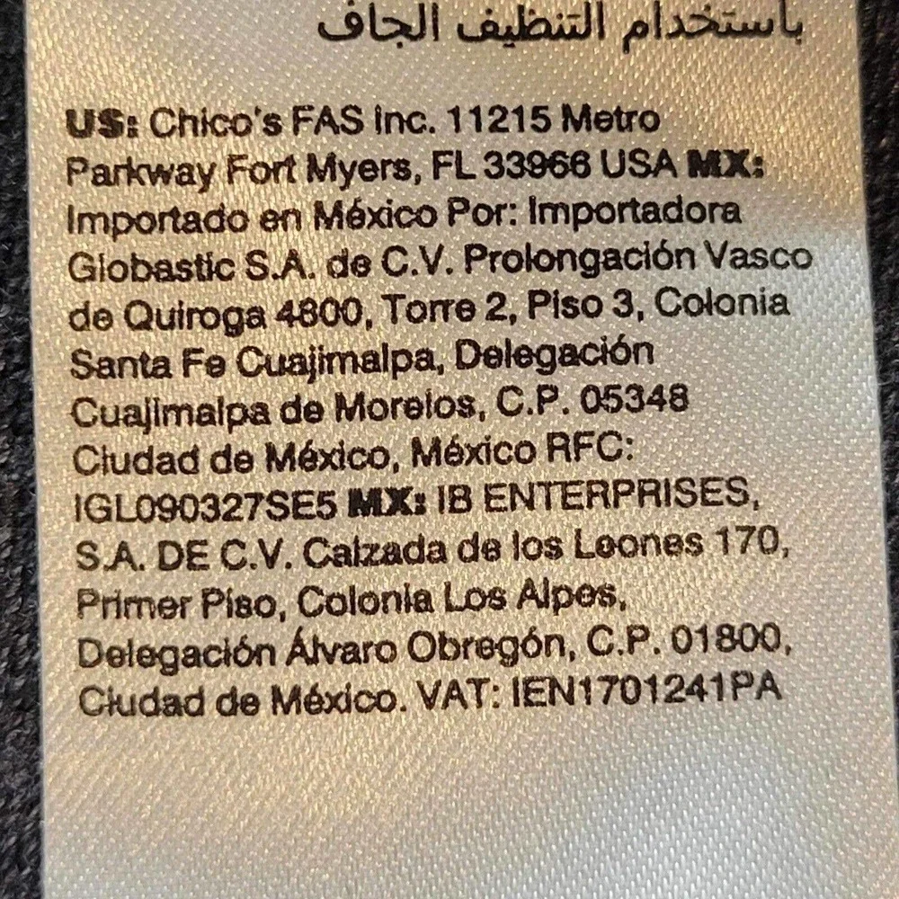 Chicos size excellent